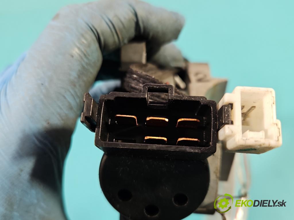 Mitsubishi Space star 1.9 dci 102 HP manual 75 kW 1900 cm3 5- Spínačka  (Spínacia skrinka)