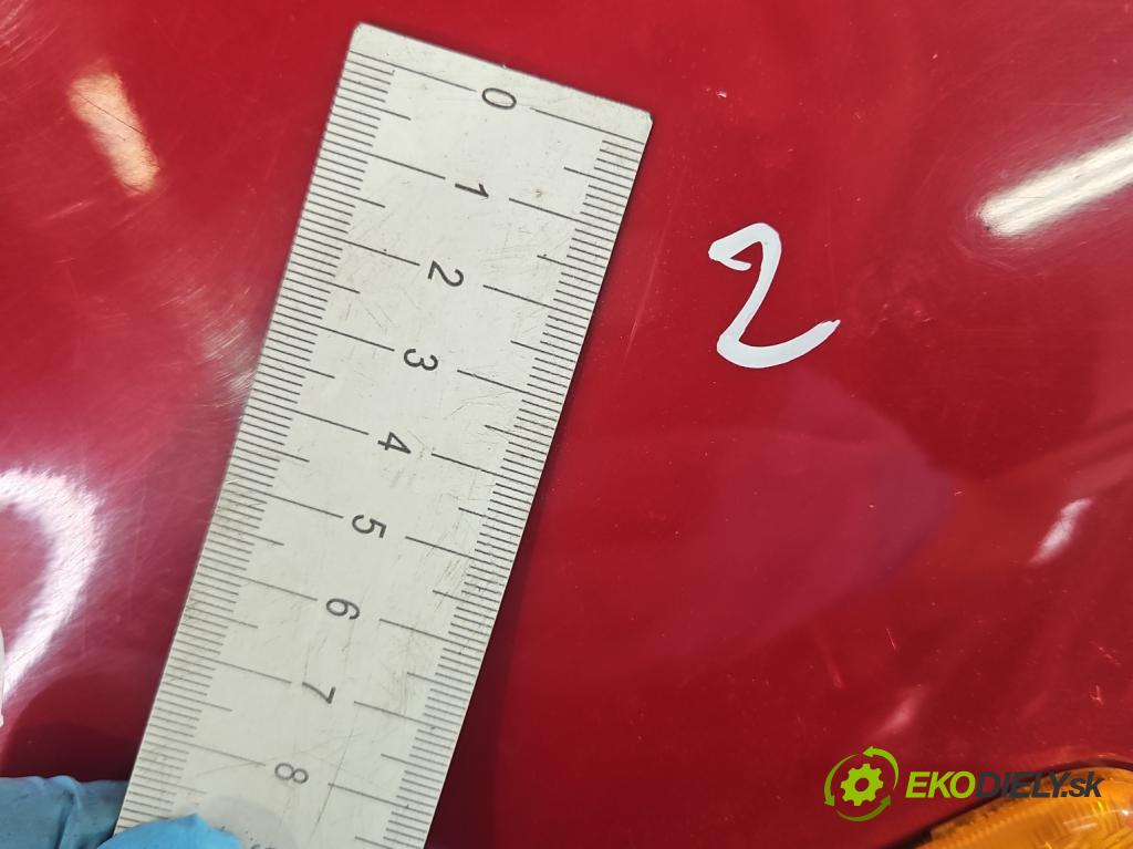 Renault Thalia I 1998-2009 1.4 8V 75 hp manual 55 kW 1390 cm3 4- blatnik přední levý  (Levý přední blatník)