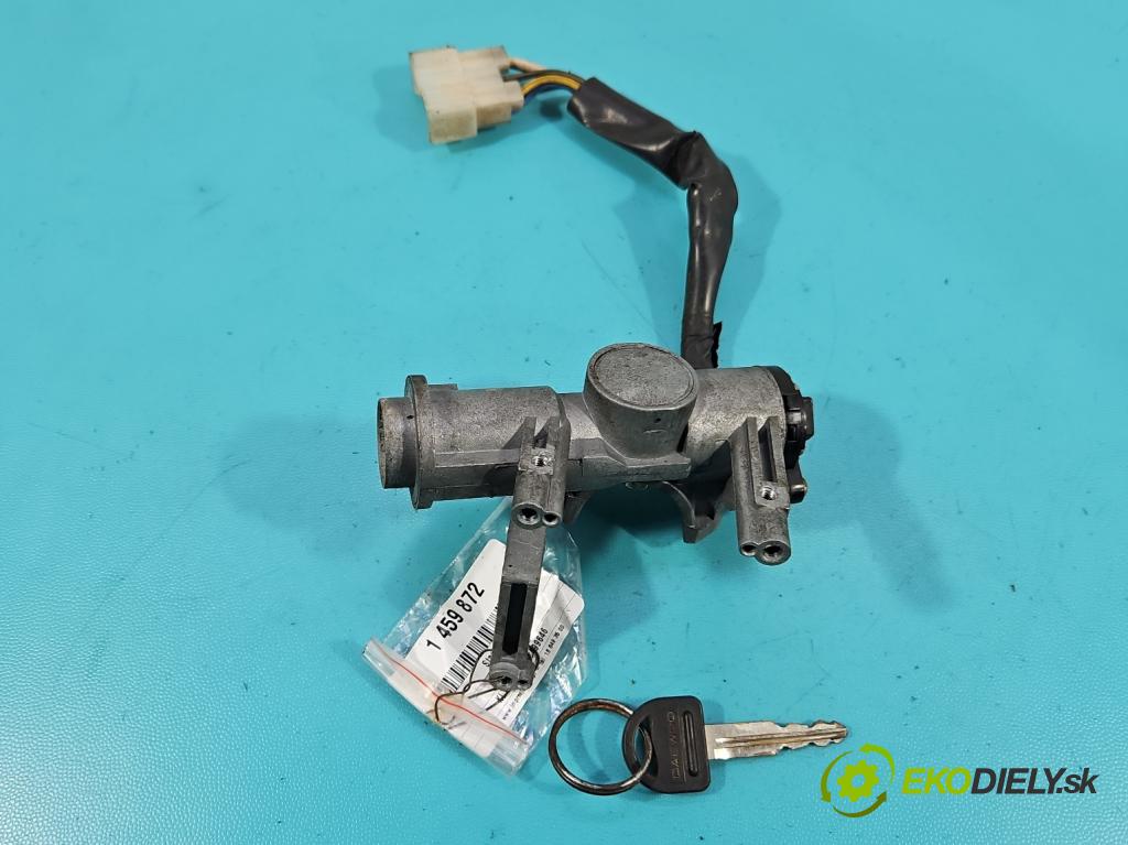 Daewoo Tico 0.8 plyn: 41 hp manual 30 kW 796 cm3 5- spínací skříňka  (Spínací skříňka)