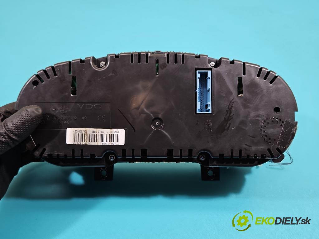 Vw Jetta VI 2010-2018 1.4 TSI 122 HP automatic 90 kW 1390 cm3 4- prístrojovka/ budíky 5C6920872 (Prístrojová doska)