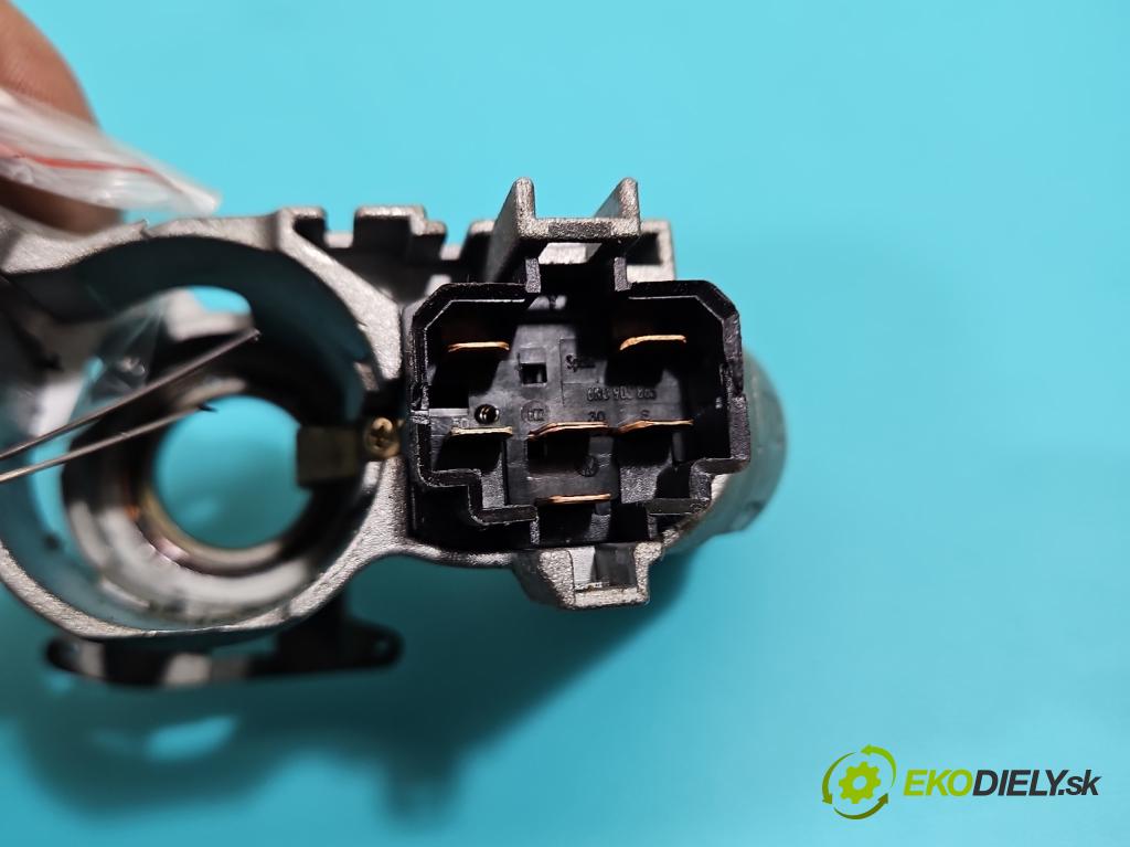 Seat Arosa 1.0 mpi 50KM manual 37 kW 999 cm3 3- Spínačka 357905851F (Spínacia skrinka)