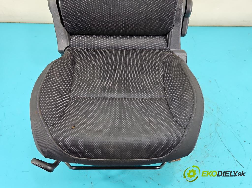 Peugeot Partner II 2008-2018 1.6 hdi 90 HP manual 66,2 kW 1560 cm3 5- Sedačka ľavý  (Sedadlo)