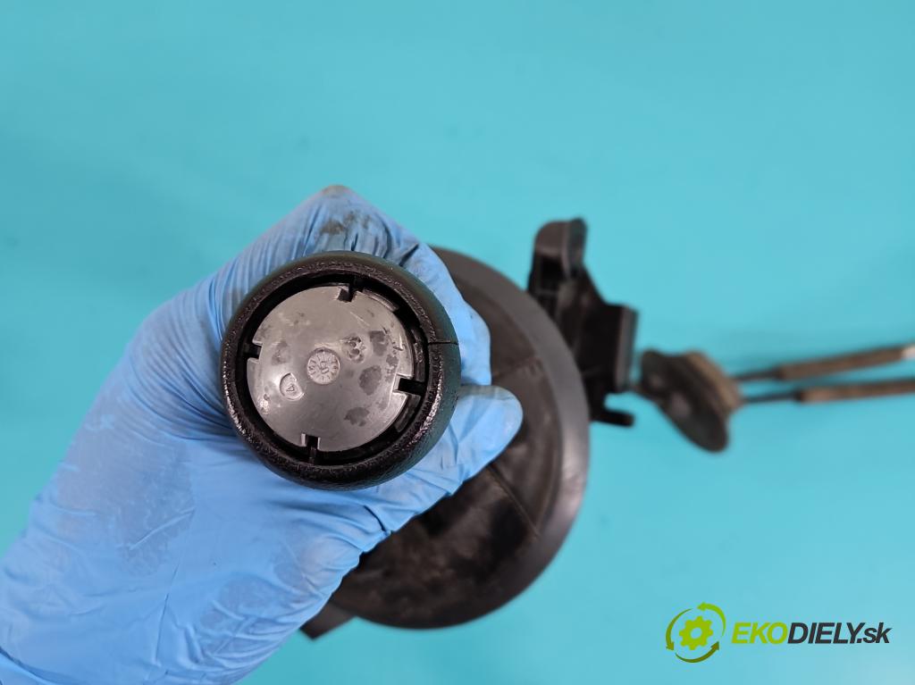 Peugeot Partner II 2008-2018 1.6 hdi 90 HP manual 66,2 kW 1560 cm3 5- Páka: Změny: stupeň,rýchlosť  (Rýchlostná páka (kulisa))