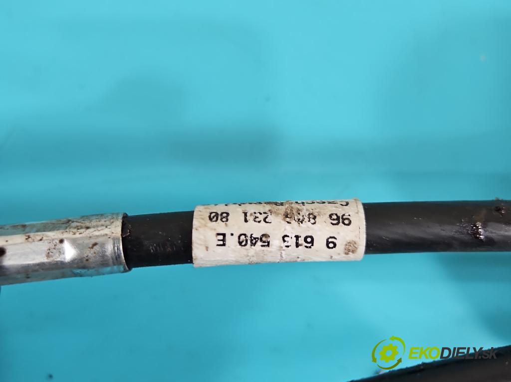 Peugeot Partner II 2008-2018 1.6 hdi 90 HP manual 66,2 kW 1560 cm3 5- Páka: Změny: stupeň,rýchlosť  (Rýchlostná páka (kulisa))