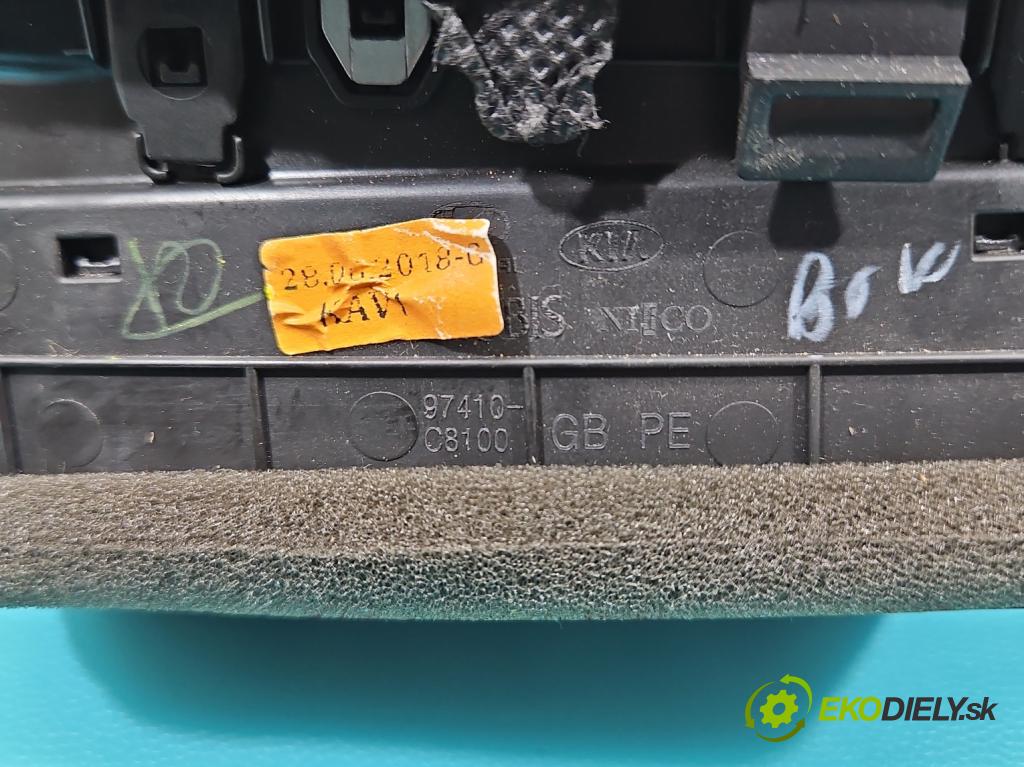 Hyundai i20 II 2014 -2020 1.2 16V 84KM manual 61,8 kW 1248 cm3 5- Mřížka: kúrenia stredová 84740-C8AA0 (Mriežka kúrenia (fukár))