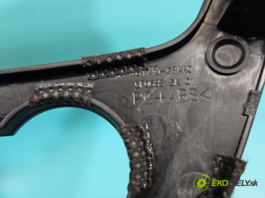 Hyundai i20 II 2014 -2020 1.2 16V 84KM manual 61,8 kW 1248 cm3 5- Mřížka: kúrenia stredová 84740-C8AA0 (Mriežka kúrenia (fukár))