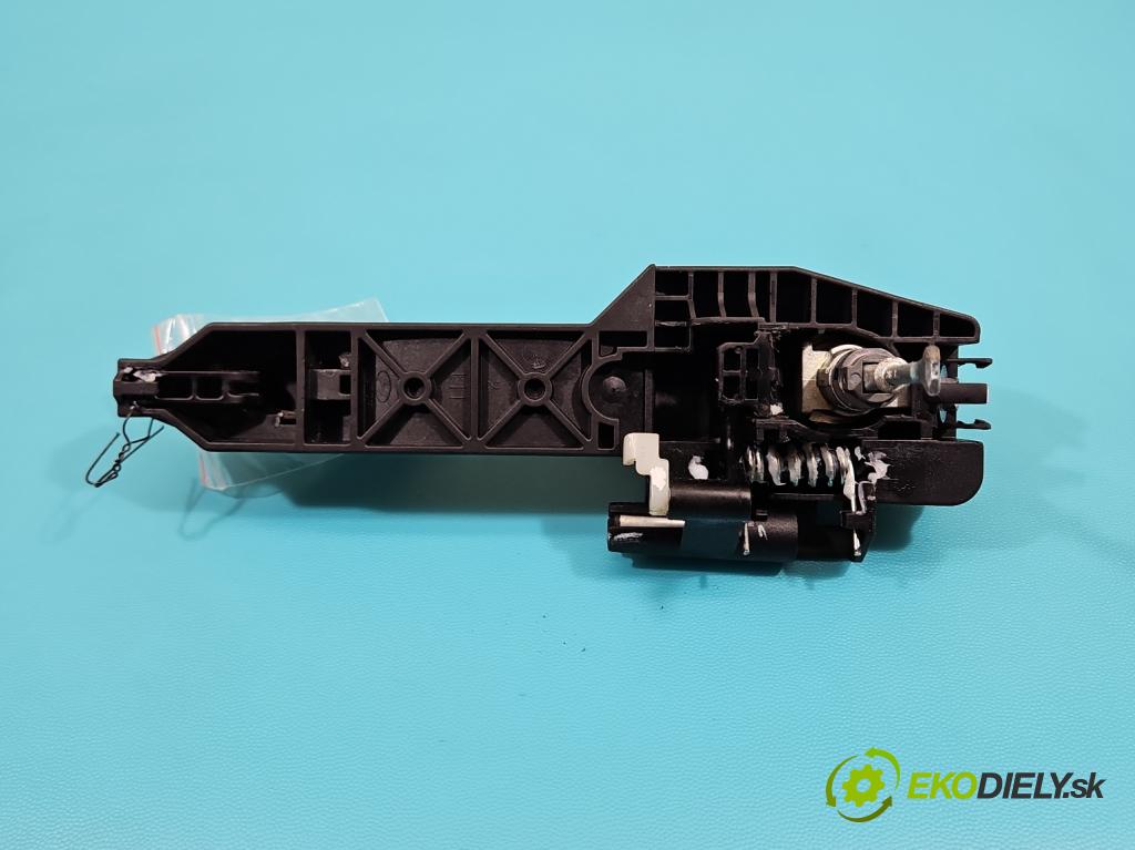 Hyundai i20 II 2014 -2020 1.2 16V 84KM manual 61,8 kW 1248 cm3 5- rukoväť predné ľavé mimo:  (Kľučka dverí vonkajšia predná ľavá)