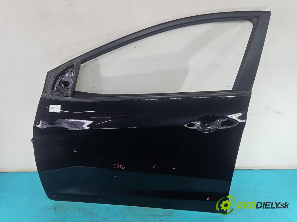 Hyundai I30 II 2012-2016 1.4 crdi 90 hp manual 66 kW 1396 cm3 5- dveře přední levé  (Klika dveří ostatní)