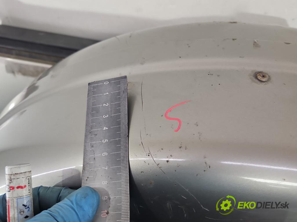 Opel Frontera B 1998-2004 2.2 16V 136hp manual 100 kW 2198 cm3 5- zadní kufrové dveře  (Zadní kapota (kufr))