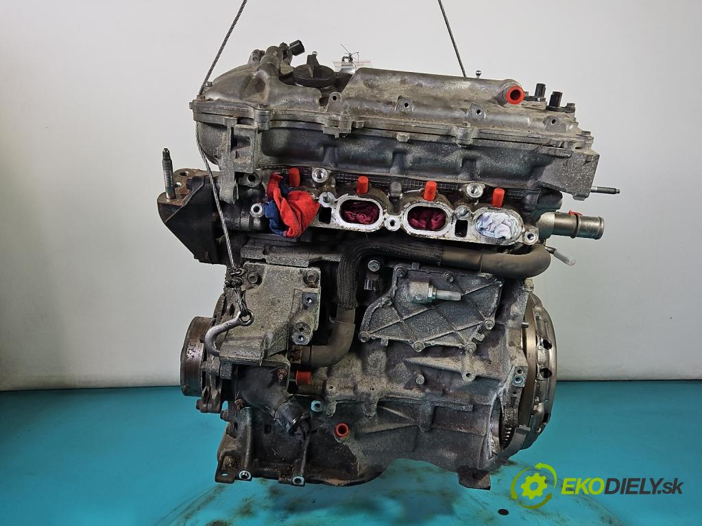 Toyota Auris II 2012-2018 1.6 16V 132  HP manual 97 kW 1598 cm3 5- motor benzín: 1ZR