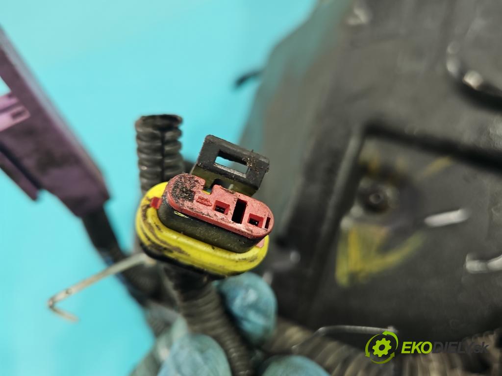 Opel Astra II 1998-2009 2.0 dti 101 HP manual 74 kW 1995 cm3 5- čerpadlo posilovač 9226480 (Servočerpadlo, pumpa riadenia)