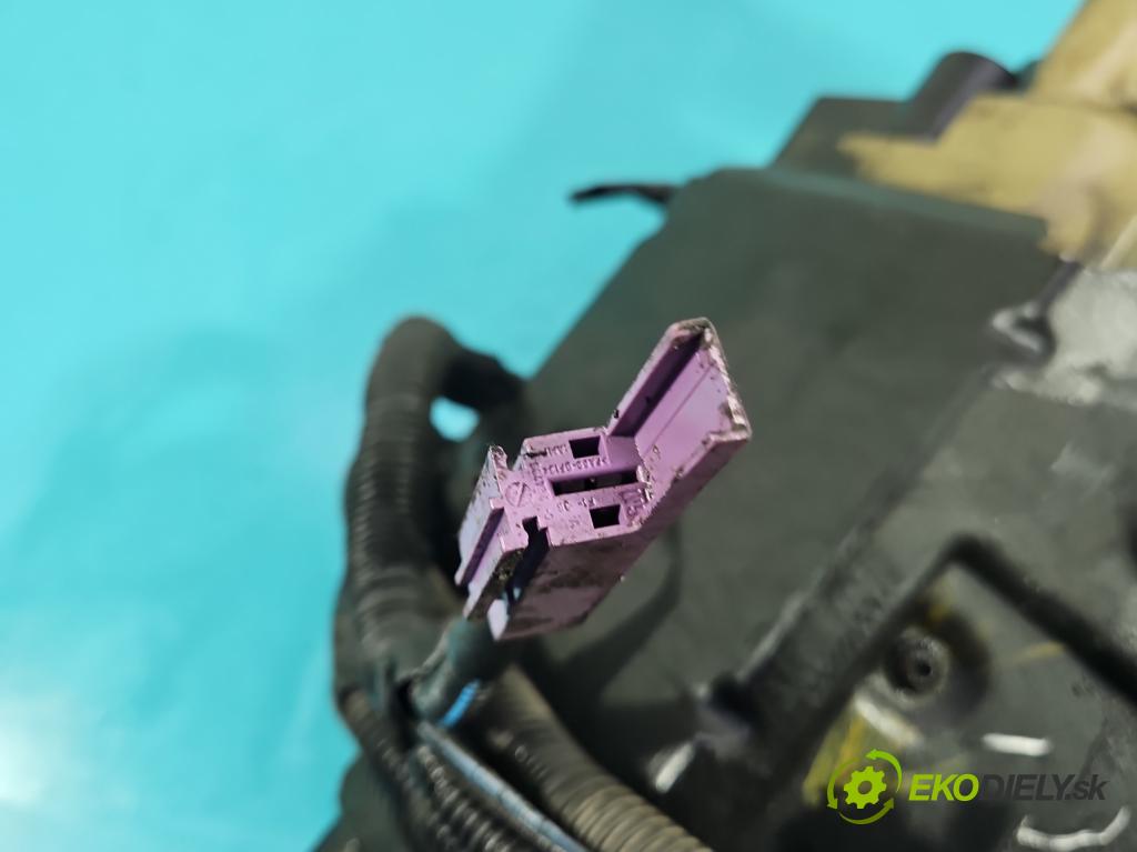 Opel Astra II 1998-2009 2.0 dti 101 HP manual 74 kW 1995 cm3 5- čerpadlo posilovač 9226480 (Servočerpadlo, pumpa riadenia)