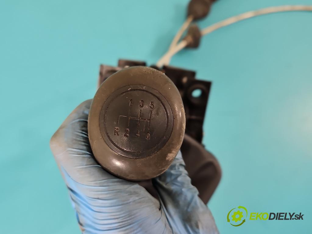 Mercedes Vito W639 2003-2014 2,2.0 cdi (651900) 136 HP manual 100 kW 2143 cm3 5- Páka: Změny: stupeň,rýchlosť  (Rýchlostná páka (kulisa))