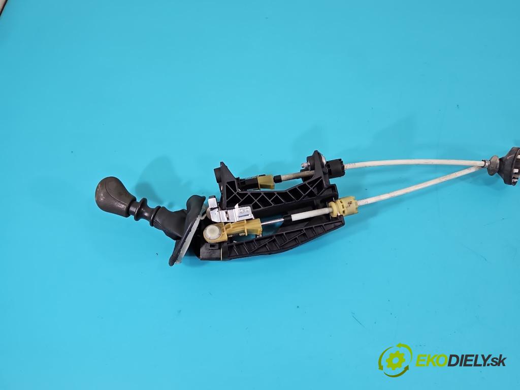 Mercedes Vito W639 2003-2014 2,2.0 cdi (651900) 136 HP manual 100 kW 2143 cm3 5- Páka: Změny: stupeň,rýchlosť  (Rýchlostná páka (kulisa))