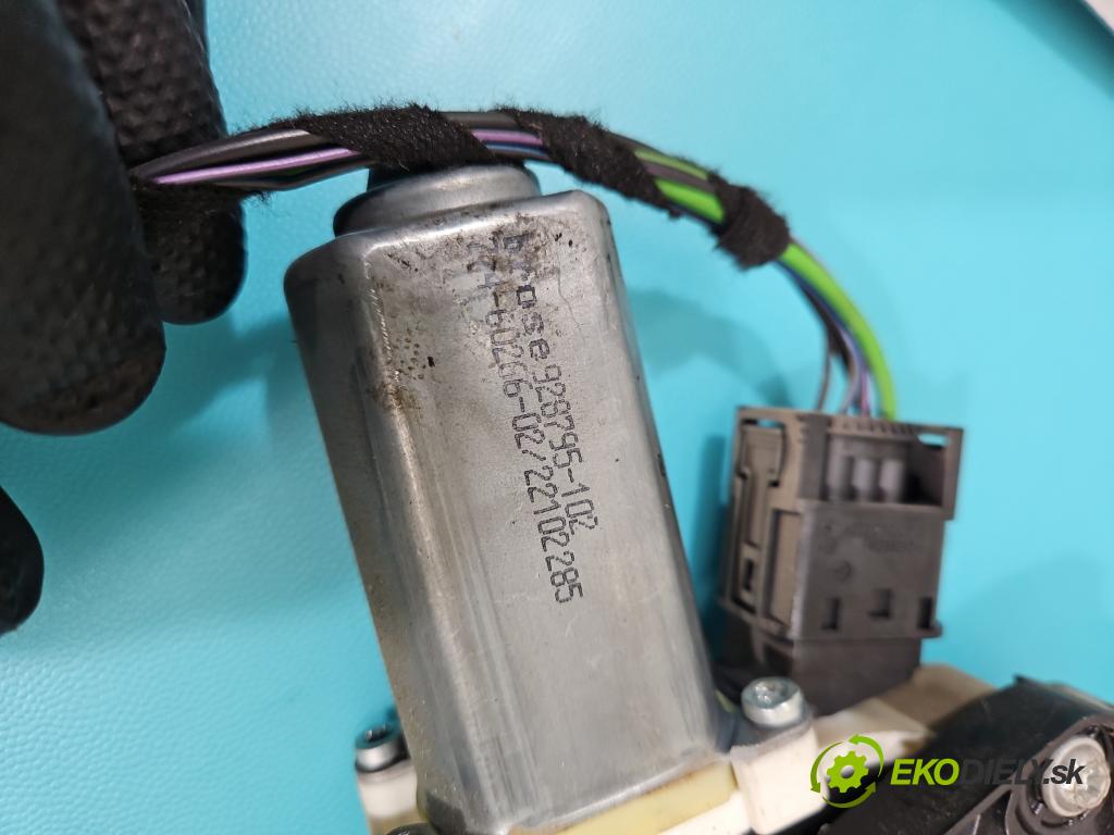 Mercedes Vito W639 2003-2014 2.2 cdi 651900 136 HP manual 100 kW 2143 cm3 5- mechanizmus okna predné ľavý