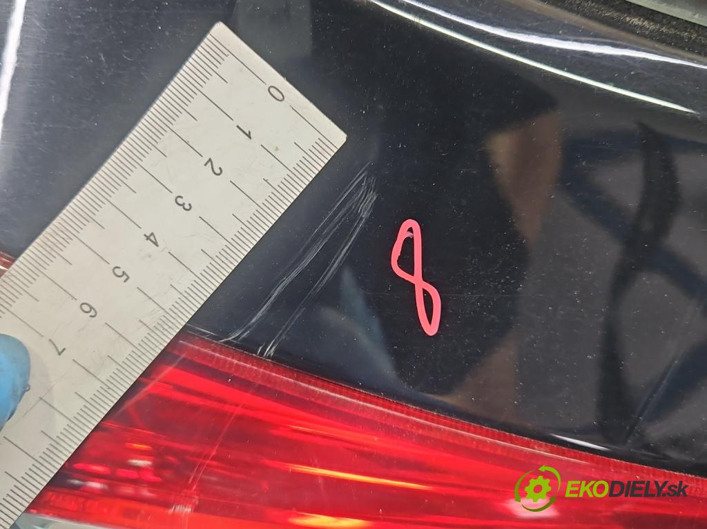 Hyundai I30 II 2012-2016 1.4 crdi 90 HP manual 66 kW 1396 cm3 5- zadna kufor  (Kapota zadná (kufor))