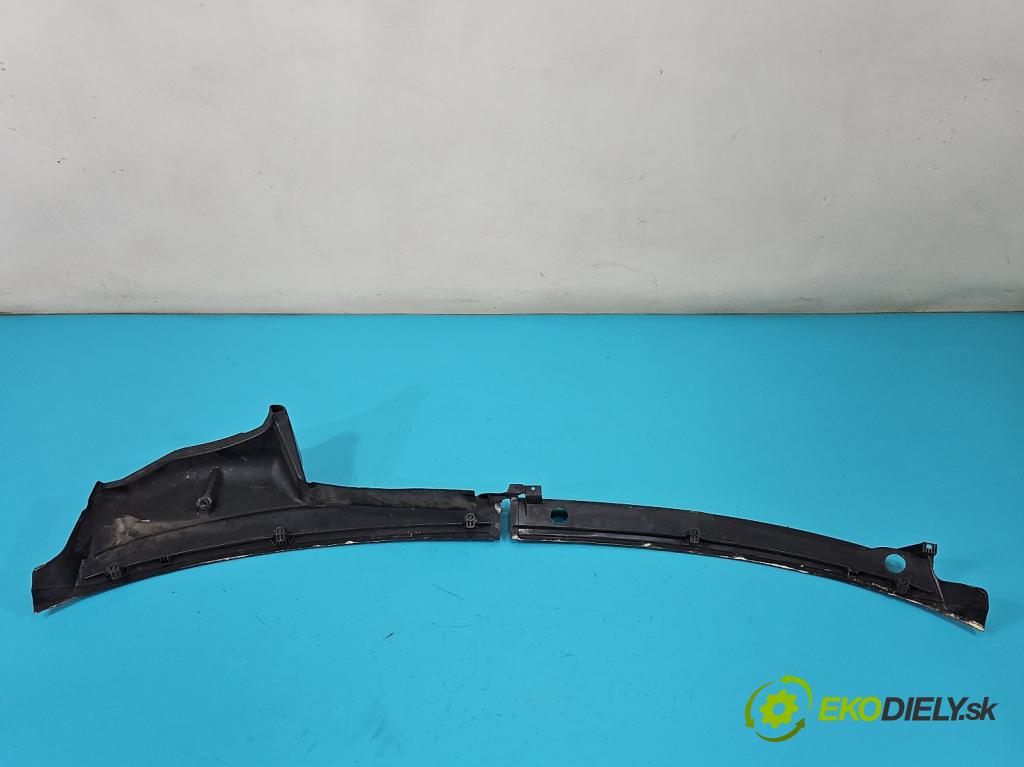 Audi A4 B5 1994-2001 1.9 tdi 110 HP manual 81 kW 1896 cm3 5- torpédo 8H1819404A (Torpédo (plast pod čelným sklom))