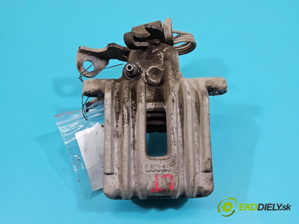 Audi A4 B5 1994-2001 1.9 tdi 110 HP manual 81 kW 1896 cm3 5- brzdič zadné ľavý  (Kľučka dverí ostatné)