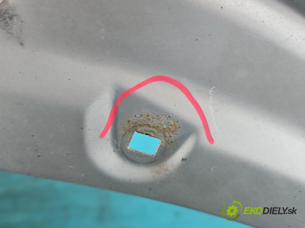 Chevrolet Captiva 2.0 VCDI 150 hp automatic 110 kW 1991 cm3 5- blatnik přední levý  (Levý přední blatník)