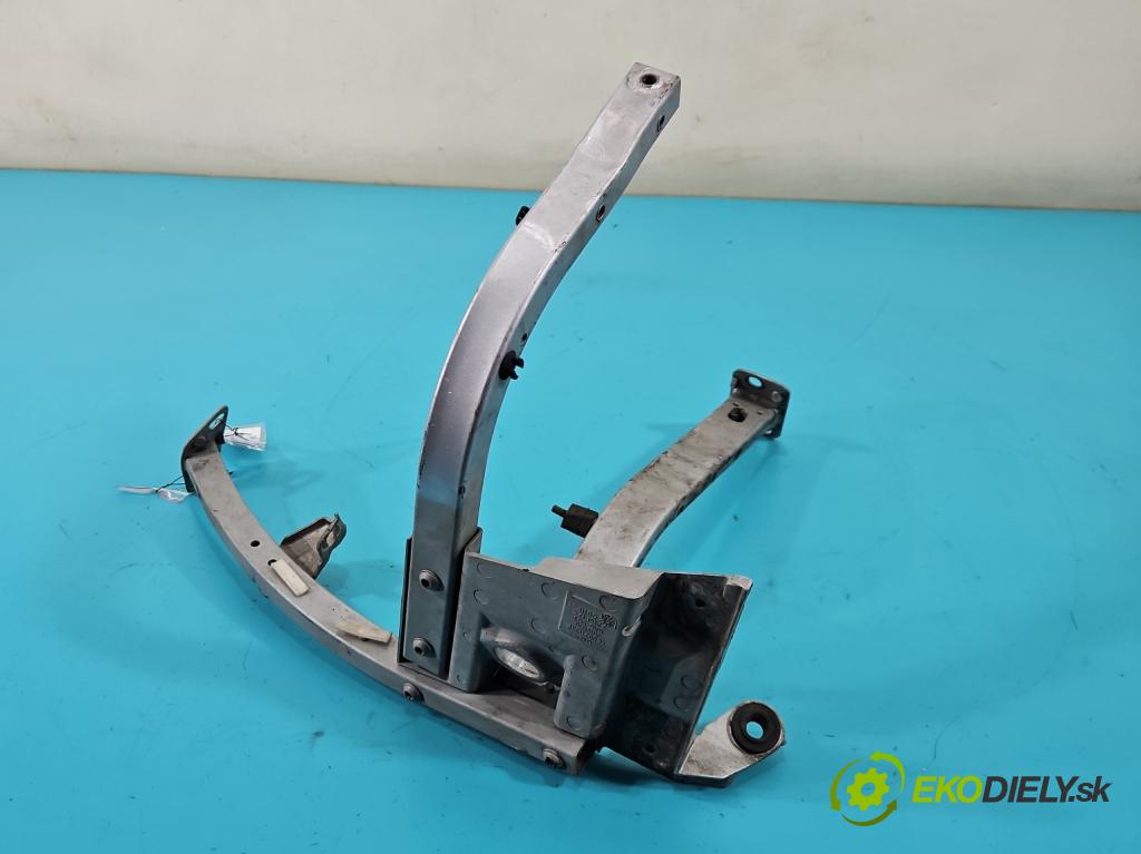 Audi A8 D3 2002-2009 3.0 tdi 211KM automatic 155 kW 2967 cm3 4- stěna přední 4E0821138F (Výztuhy přední)