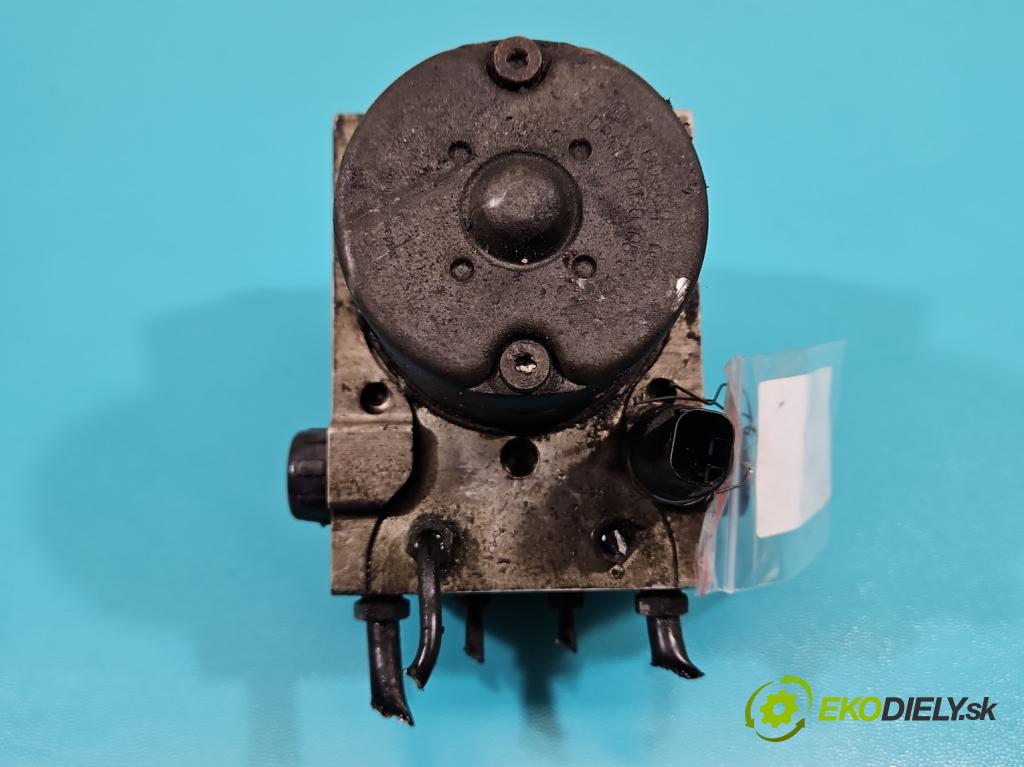 Audi A8 D3 2002-2009 3.0 tdi 211KM automatic 155 kW 2967 cm3 4- čerpadlo abs 4E0614517BQ (Pumpa ABS)