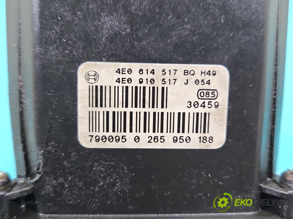 Audi A8 D3 2002-2009 3.0 tdi 211KM automatic 155 kW 2967 cm3 4- čerpadlo abs 4E0614517BQ (Pumpa ABS)