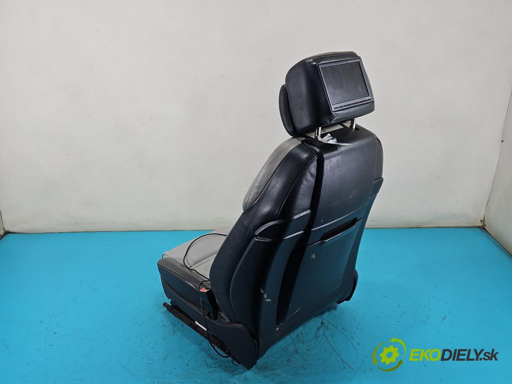 Audi A8 D3 2002-2009 3.0 tdi 211KM automatic 155 kW 2967 cm3 4- Sedačka pravý  (Sedadlo)