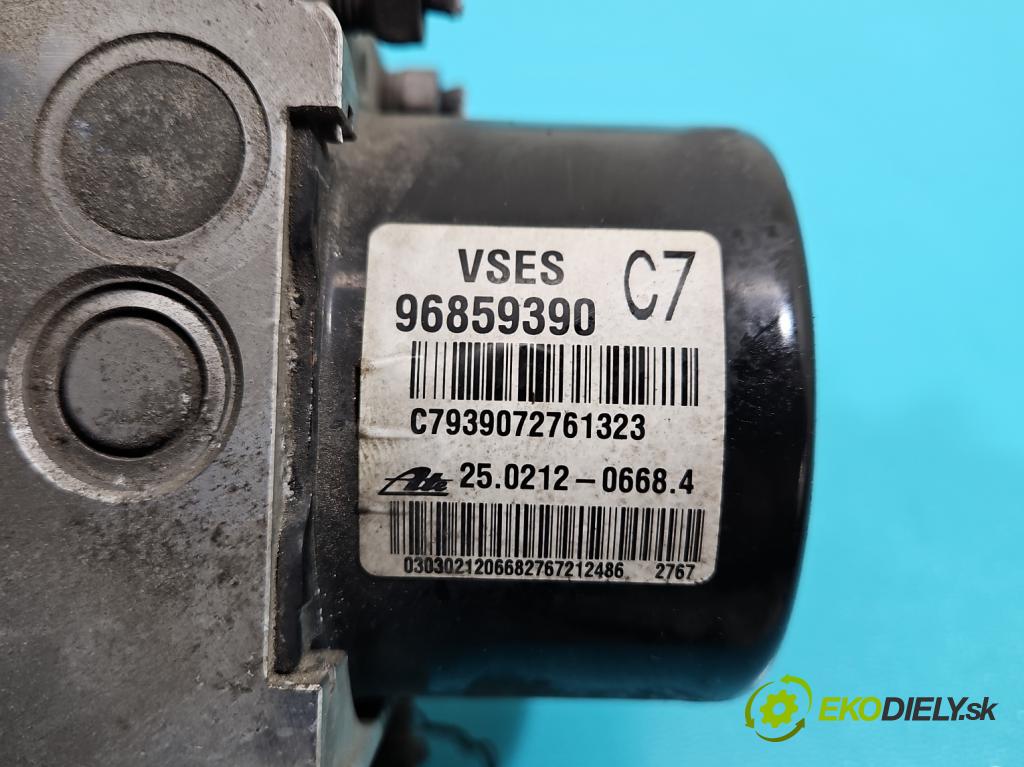 Chevrolet Captiva 2.0 VCDI 150 HP automatic 110 kW 1991 cm3 5- čerpadlo abs 96859390 (Pumpa ABS)