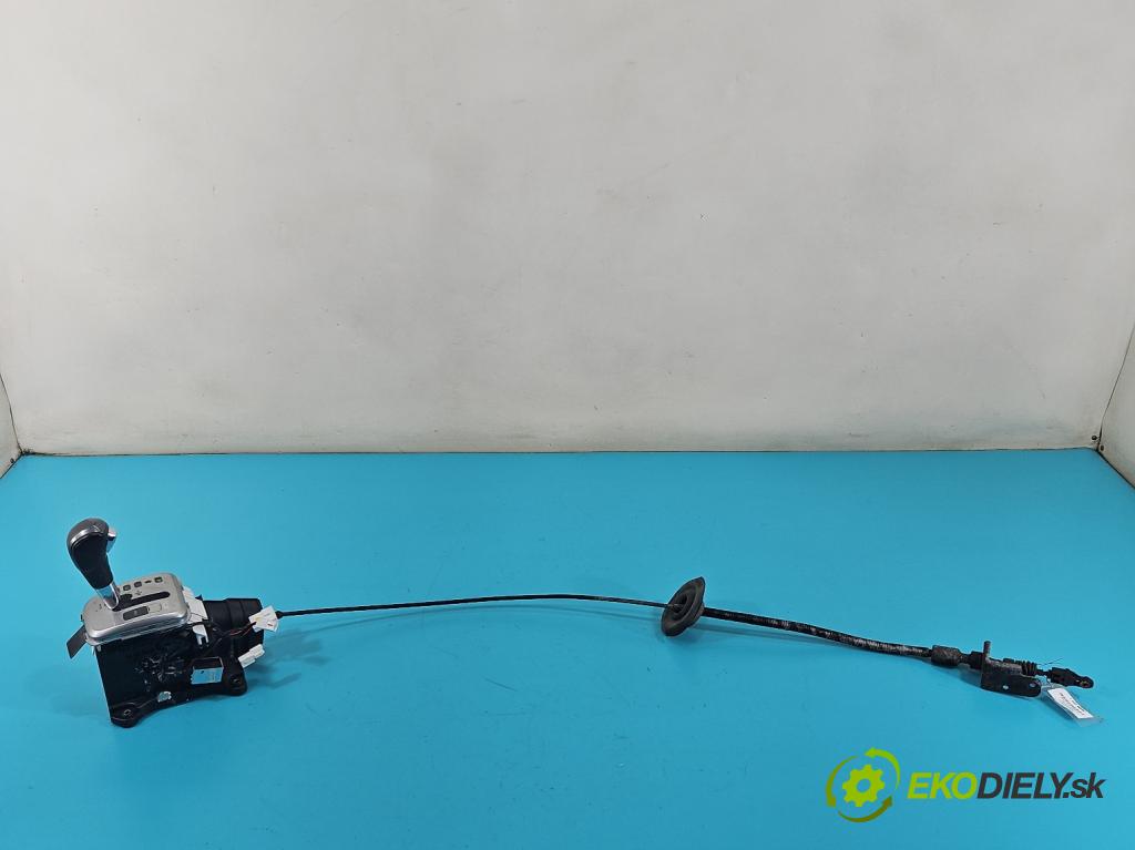 Chevrolet Captiva 2.0 VCDI 150 HP automatic 110 kW 1991 cm3 5- Páka: Změny: stupeň,rýchlosť  (Rýchlostná páka (kulisa))