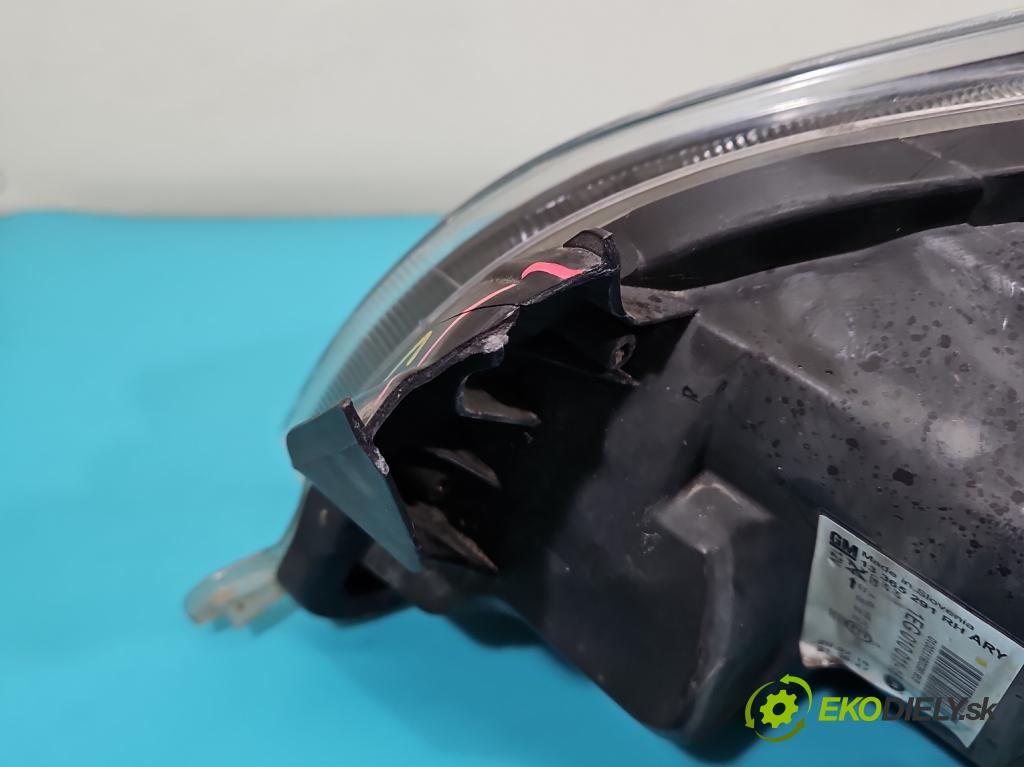 Opel Astra IV 2009-2015 2.0 cdti 165 HP automatic 121 kW 1956 cm3 5- Reflektor: pravý 13365291 (Svetlo predné pravé)