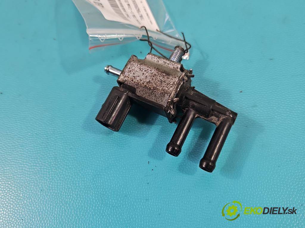 Suzuki SX4 S-Cross 2013-2021 1.4 T 140 HP automatic 103 kW 1373 cm3 5- ventil podtlaku K5T48672 (Ventil)