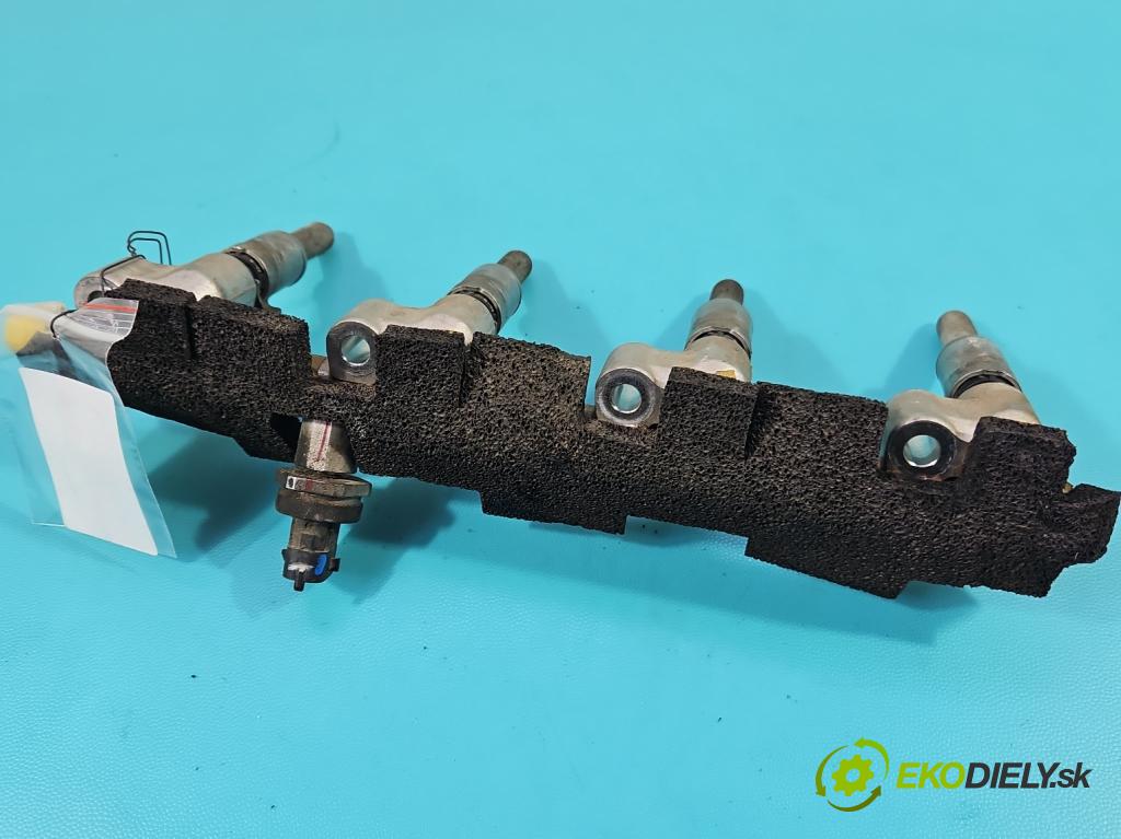 Suzuki SX4 S-Cross 2013-2021 1.4 T 140 HP automatic 103 kW 1373 cm3 5- vstrek 0261500299 (Vstrekovač paliva)