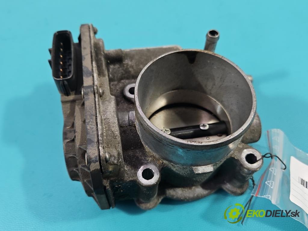 Toyota Auris II 2012-2018 1.6 16V 132  HP manual 97 kW 1598 cm3 5- klapka 22030-0T050 (Škrtiaca klapka)