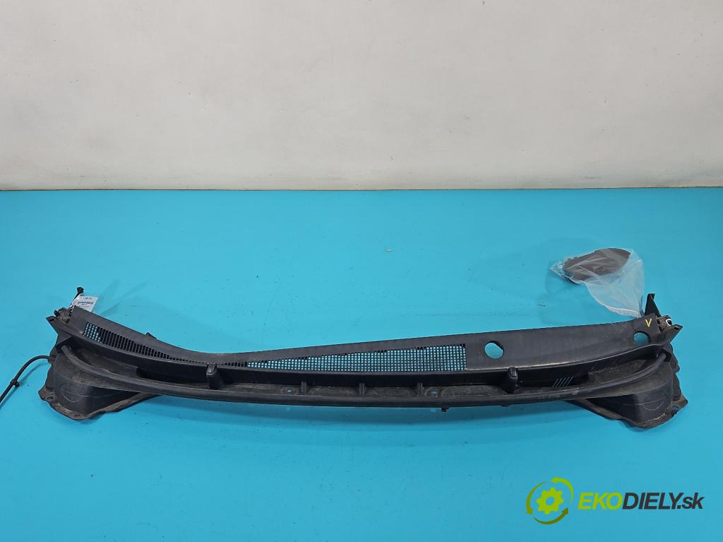 Hyundai I30 II 2012-2016 1.4 crdi 90 HP manual 66 kW 1396 cm3 5- torpédo 86164-A6100 (Torpédo (plast pod čelným sklom))