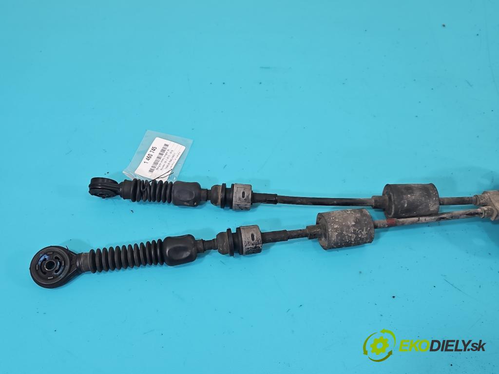 Hyundai I30 II 2012-2016 1.4 crdi 90 HP manual 66 kW 1396 cm3 5- Páka: Změny: stupeň,rýchlosť  (Rýchlostná páka (kulisa))