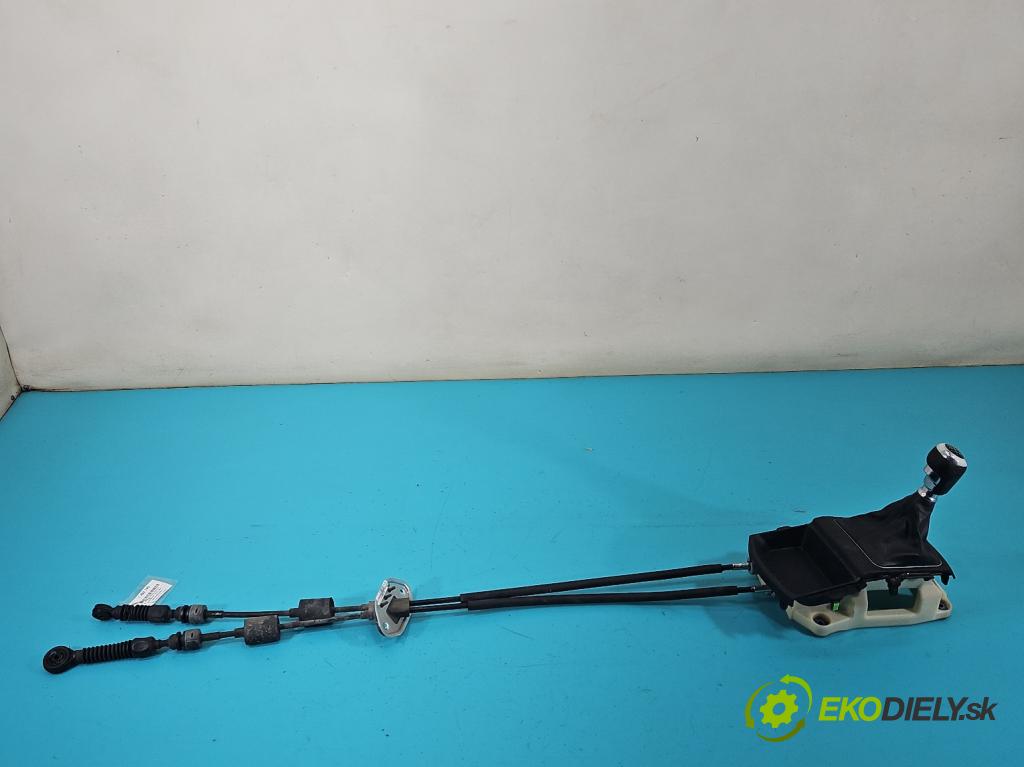 Hyundai I30 II 2012-2016 1.4 crdi 90 HP manual 66 kW 1396 cm3 5- Páka: Změny: stupeň,rýchlosť  (Rýchlostná páka (kulisa))