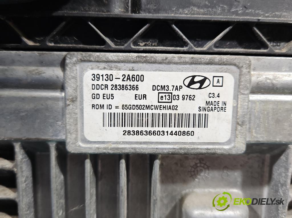 Hyundai I30 II 2012-2016 1.4 crdi 90 HP manual 66 kW 1396 cm3 5- riadiaca jednotka motora 39130-2A600
