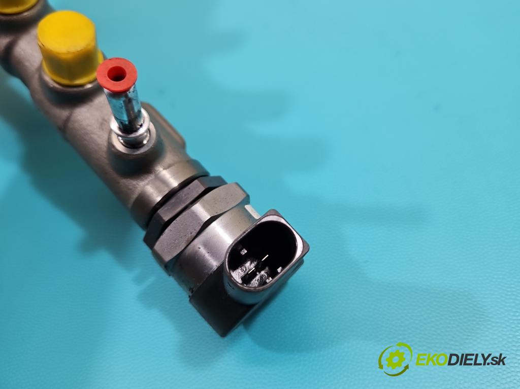 Bmw X3 G01 2017-2024 2.0d 190 HP automatic 140 kW 1995 cm3 5- lišta vstrekovacia 0445214315 (Vstrekovacia lišta)