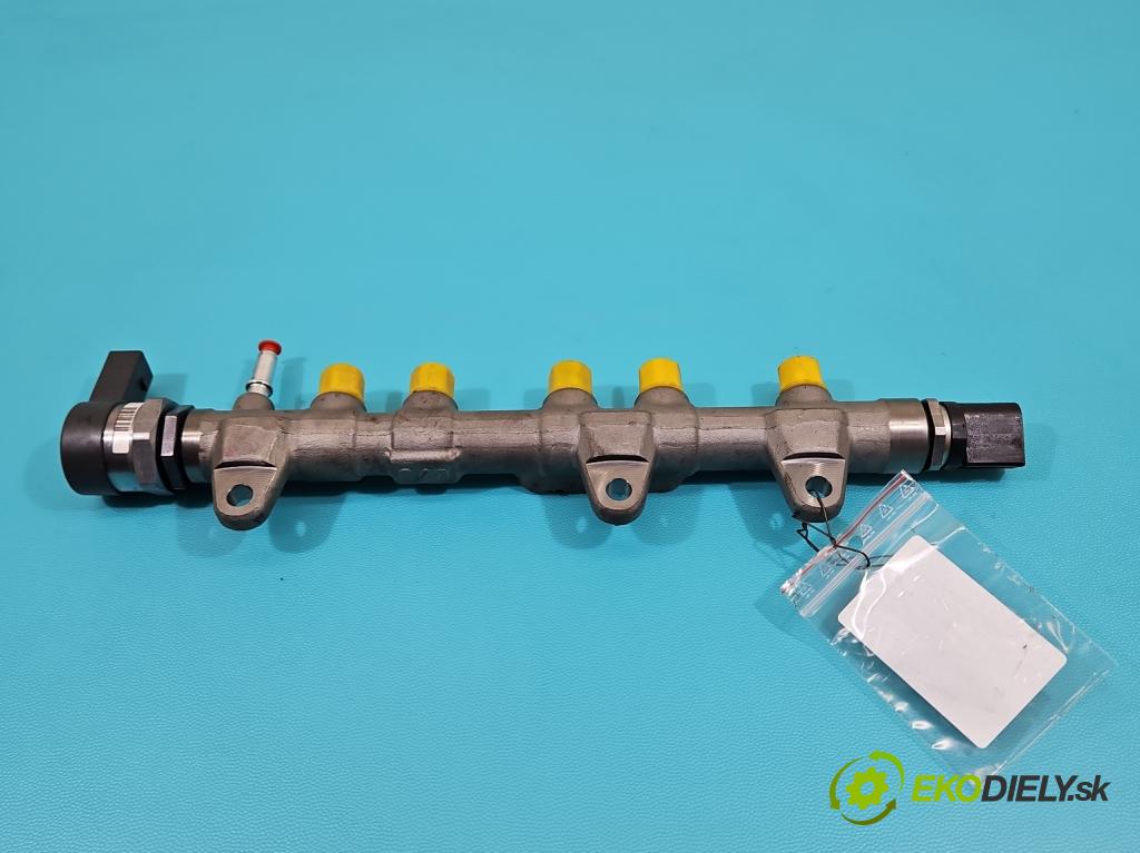 Bmw X3 G01 2017-2024 2.0d 190 HP automatic 140 kW 1995 cm3 5- lišta vstrekovacia 0445214315 (Vstrekovacia lišta)