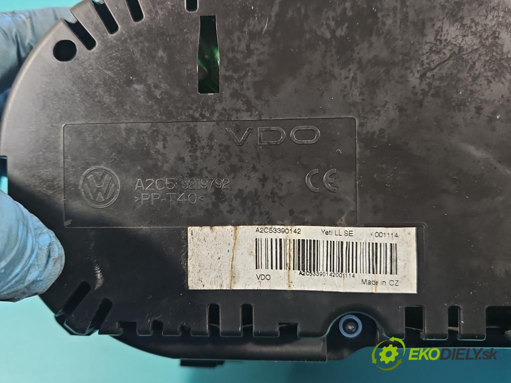 Skoda Yeti 2009-2017 2.0 tdi 140 HP manual 103 kW 1968 cm3 5- prístrojovka/ budíky 5L0920800H (Prístrojová doska)