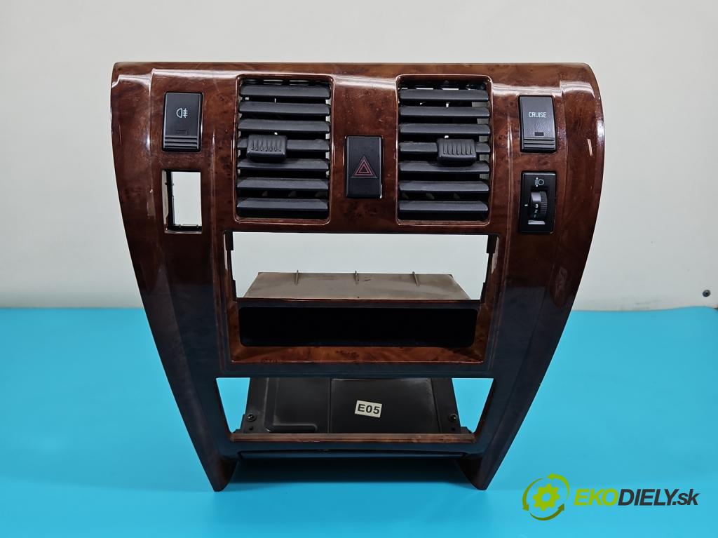 Hyundai Terracan 2.9 CRDi 163 HP manual 120 kW 2902 cm3 5- Mřížka: kúrenia stredová 84950-H1640 (Mriežka kúrenia (fukár))