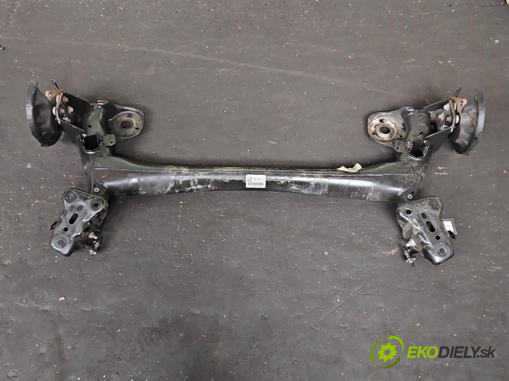 Opel Mokka B 2020 - 1.2 T 131 hp automatic 96 kW 1199 cm3 5- zadní výztuha  (Výztuhy zadní)