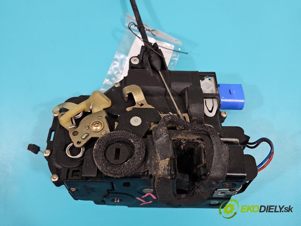 Vw Polo IV 9N 2001-2009 1.2 12V 64 hp manual 47 kW 1198 cm3 5- zámek zadní levý 3B4839015AG