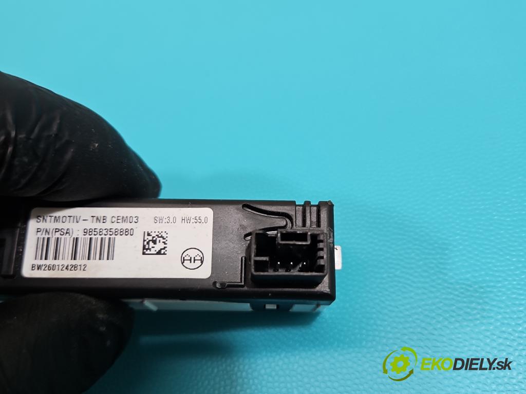 Opel Mokka B 2020 - 1.2 T 131 HP automatic 96 kW 1199 cm3 5- Zobrazit: 9858358880 (Prístrojová doska)