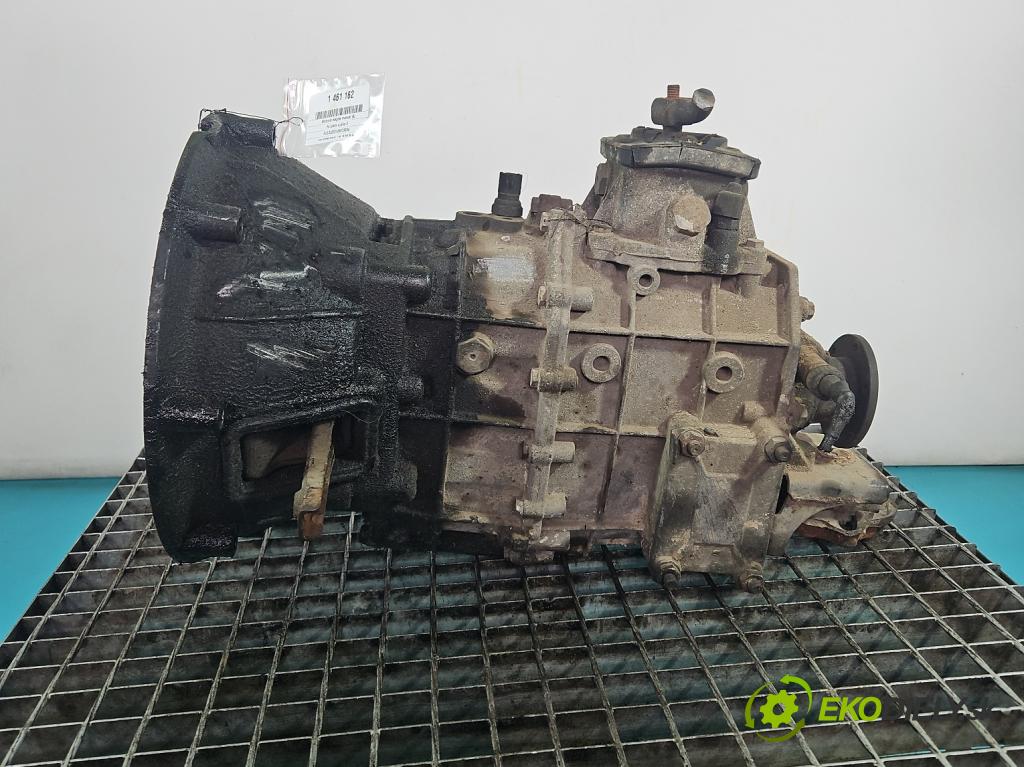 Fs lublin Lublin 3 2.4d 64 HP manual 47,4 kW 2417 cm3 5- prevodovka stupeň,rýchlosť manual