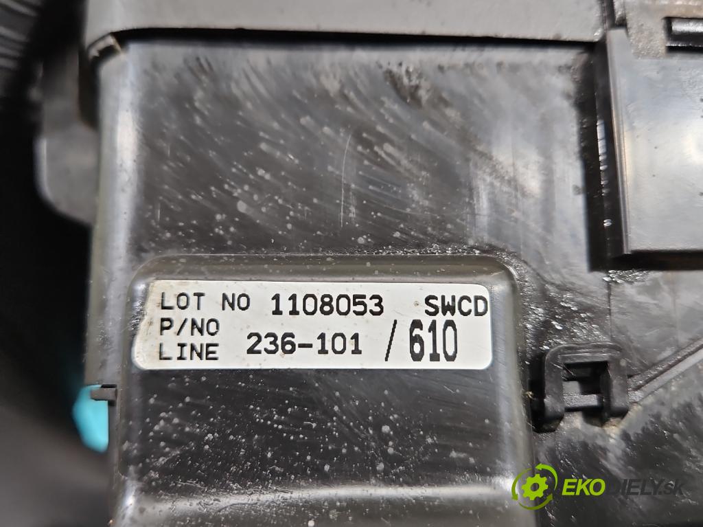 Hyundai Terracan 2.9 CRDi 163 hp manual 120 kW 2902 cm3 5- skříňka pojistková 1108053 (Pojistková skříňka)