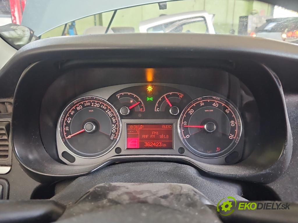 Fiat Linea 1.4 T 120 HP manual 88 kW 1368 cm3 4- prístrojovka/ budíky 51822829 (Prístrojová doska)