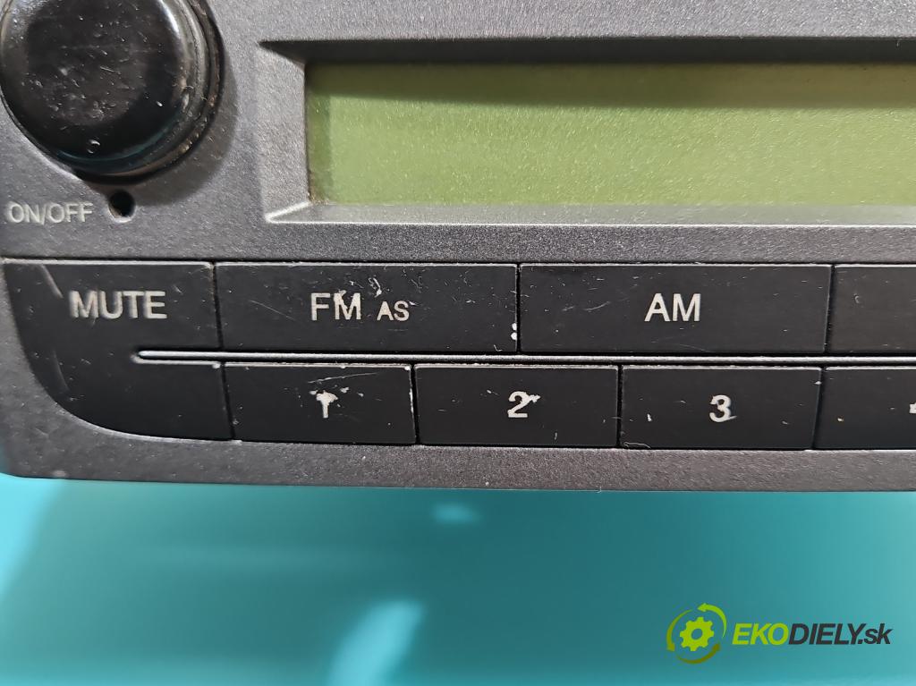 Fiat Linea 1.4 T 120 HP manual 88 kW 1368 cm3 4- Radio originál 7646337316