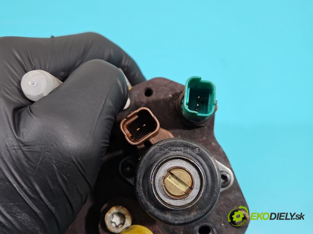 Hyundai Terracan 2.9 CRDi 163 HP manual 120 kW 2902 cm3 5- čerpadlo vstrekovacia 33100-4X700 (Vstrekovacie čerpadlo)