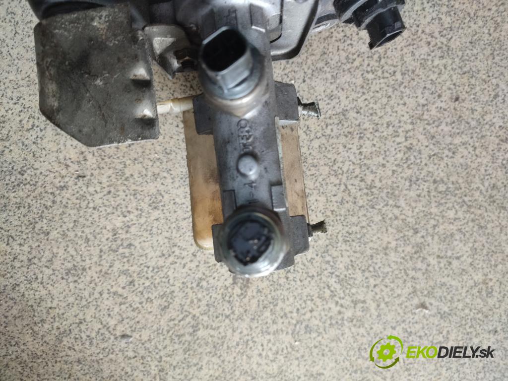 Mercedes ML W163 1997-2005 4.0 CDI 250 HP automatic 184 kW 3996 cm3 5- servo brzdové A1634300130